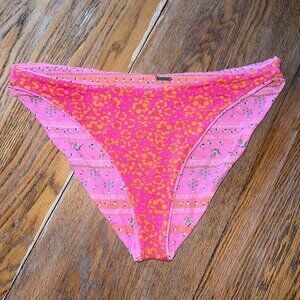 MAAJI reversible pink bikini bottom/L/XL waist-15.5